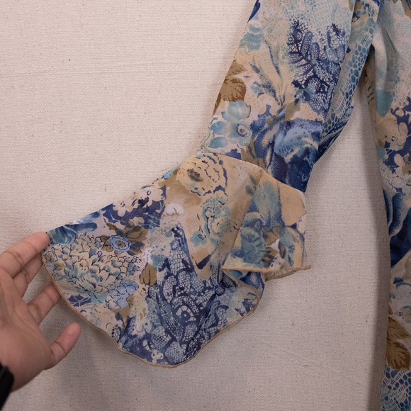 90s A. Byer sheer beige blue floral tiered sleeve top-S - Picture 3 of 5
